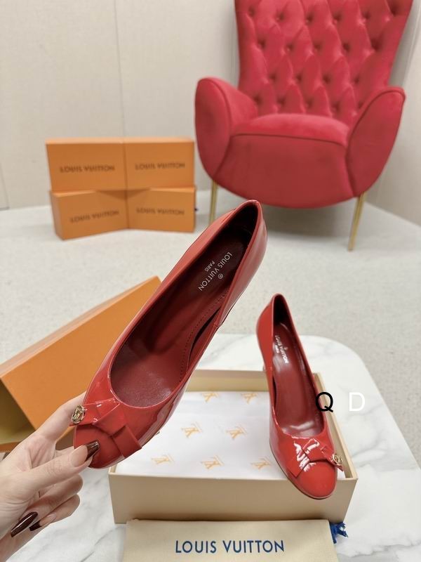 LV Women's Shoes 230